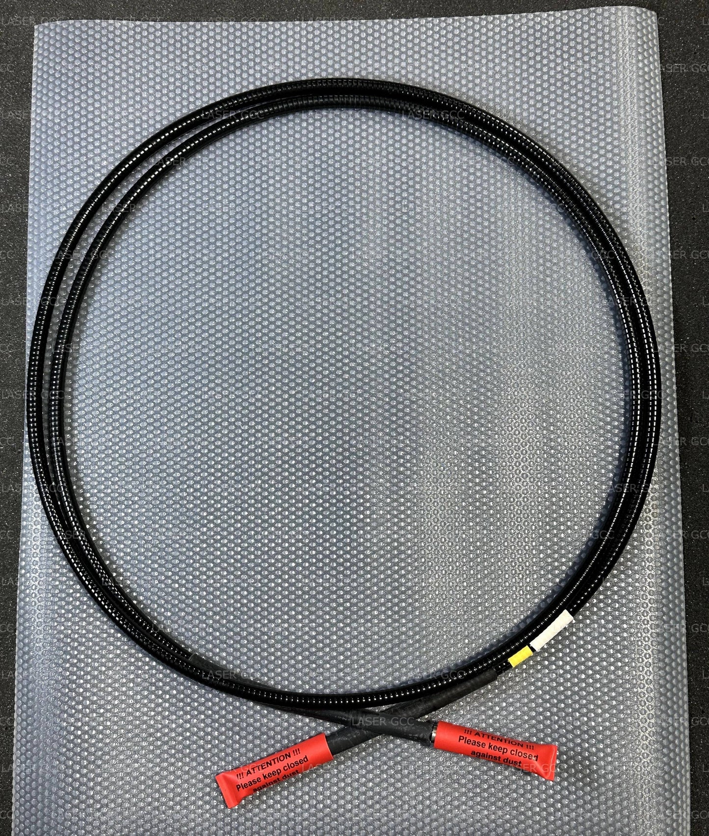 High-quality optical fiber compatible with Quanta System Thunder MT and Thunder HR laser devices. Designed for efficient energy delivery in laser hair removal systems.